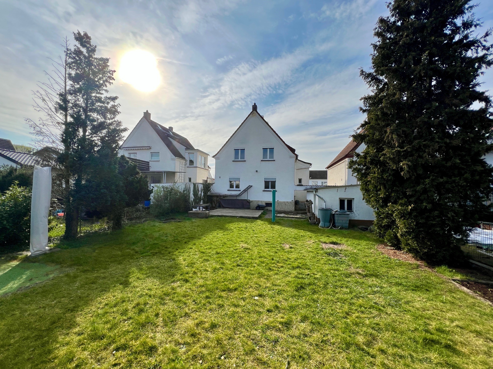 Charmantes Wohnhaus mit großem Garten! bei Degenhardt Immobilien